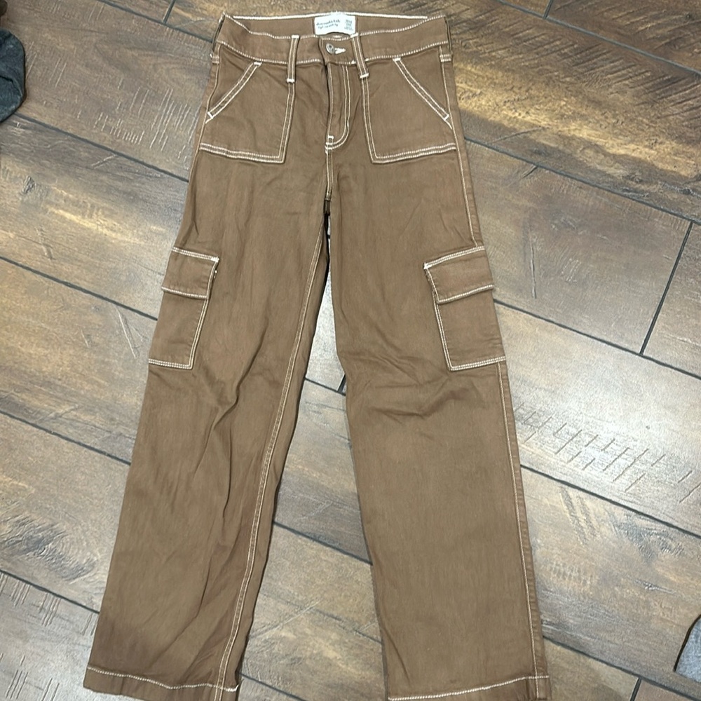 abercrombie kids brown cargo pants